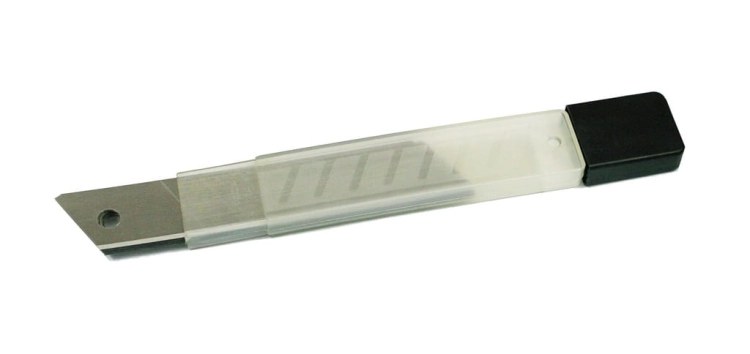 Zestaw ostrzy wymiennych 18 mm – 10 sztuk ze stali węglowej