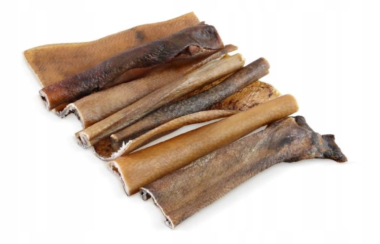 Skóra z dzika 15cm 100g – naturalny gryzak dla psa, rzadki przysmak